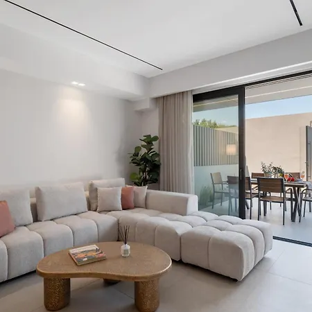 House Of Hermes With Heated Pool And Sea View Apartment